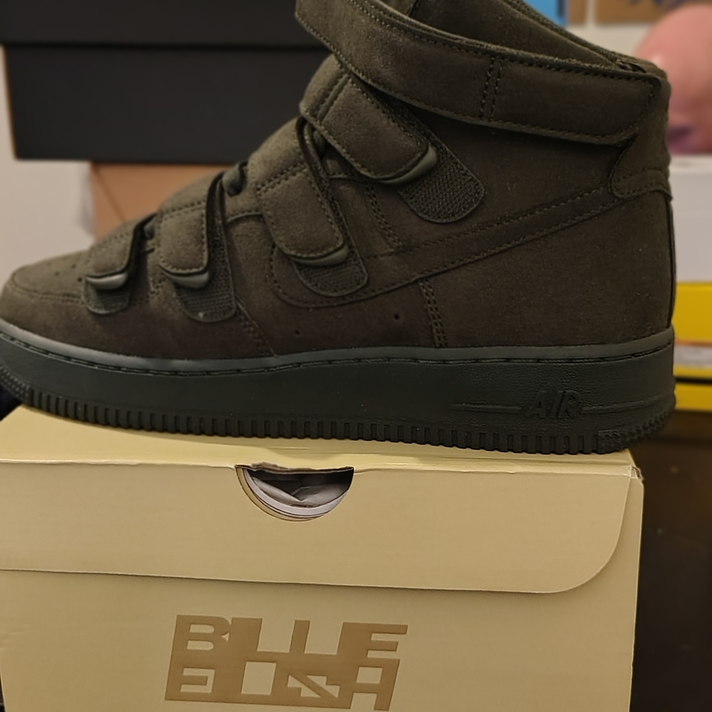 Nike Air Force Ones_ Billie Ellish